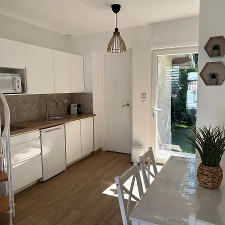 בית נופש Maison De Avec Jardin ואלנס