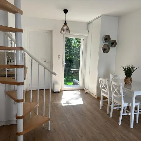 בית נופש Maison De Avec Jardin *